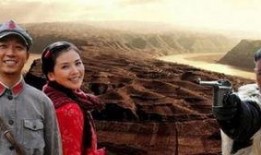 盘龙卧虎高山顶在线观看,巅峰对决，传奇再续