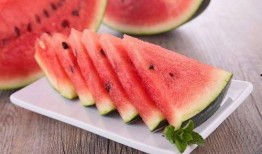 天津网红吃瓜事件真相